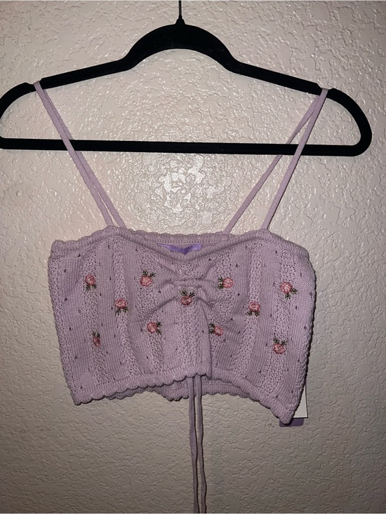 Anwnd Tops - NWT Lavender Floral Embroidered Knit Tie-Front Crop Top